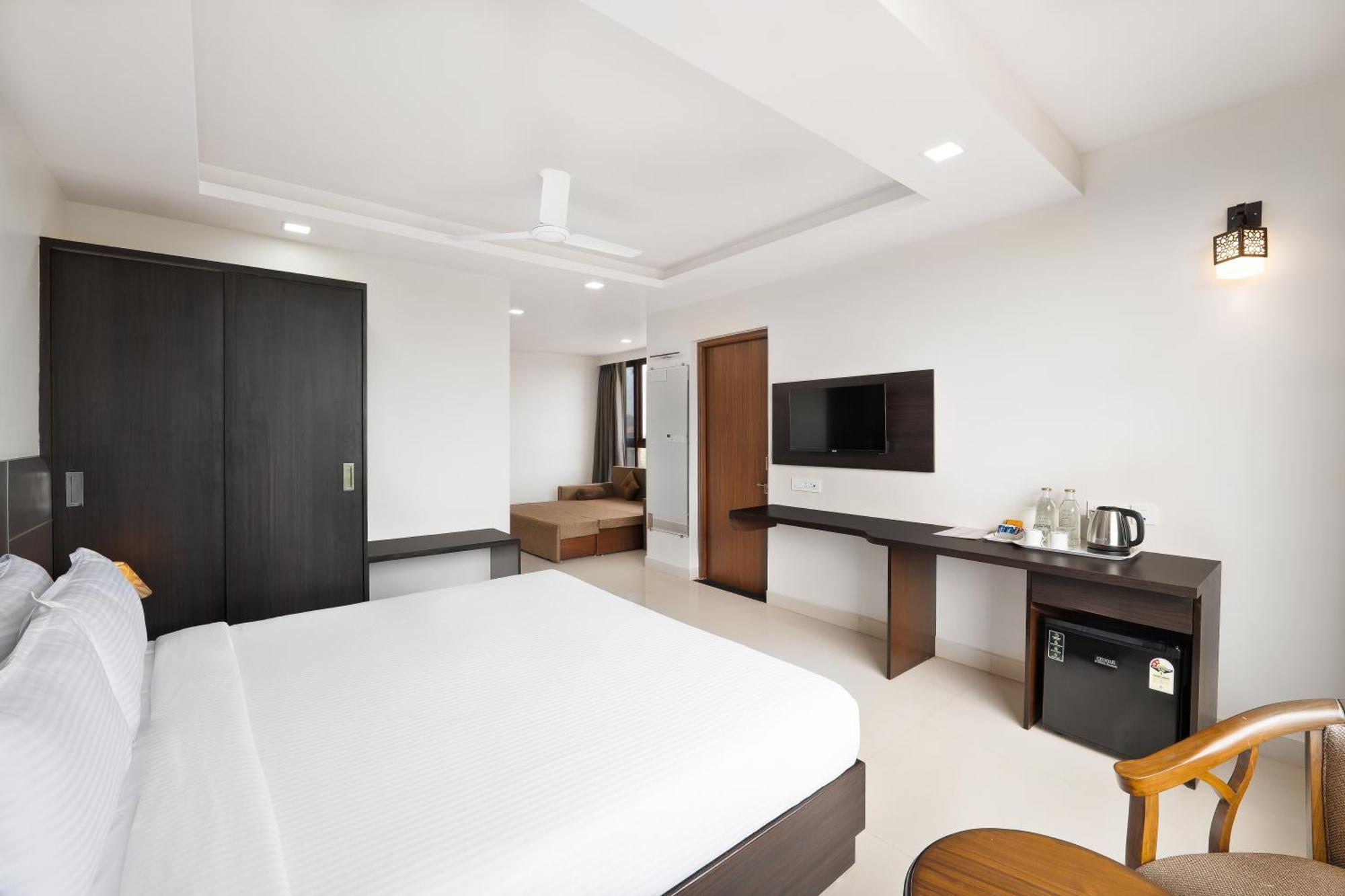 Bsg Porvorim Regency Hotel Goa Eksteriør bilde